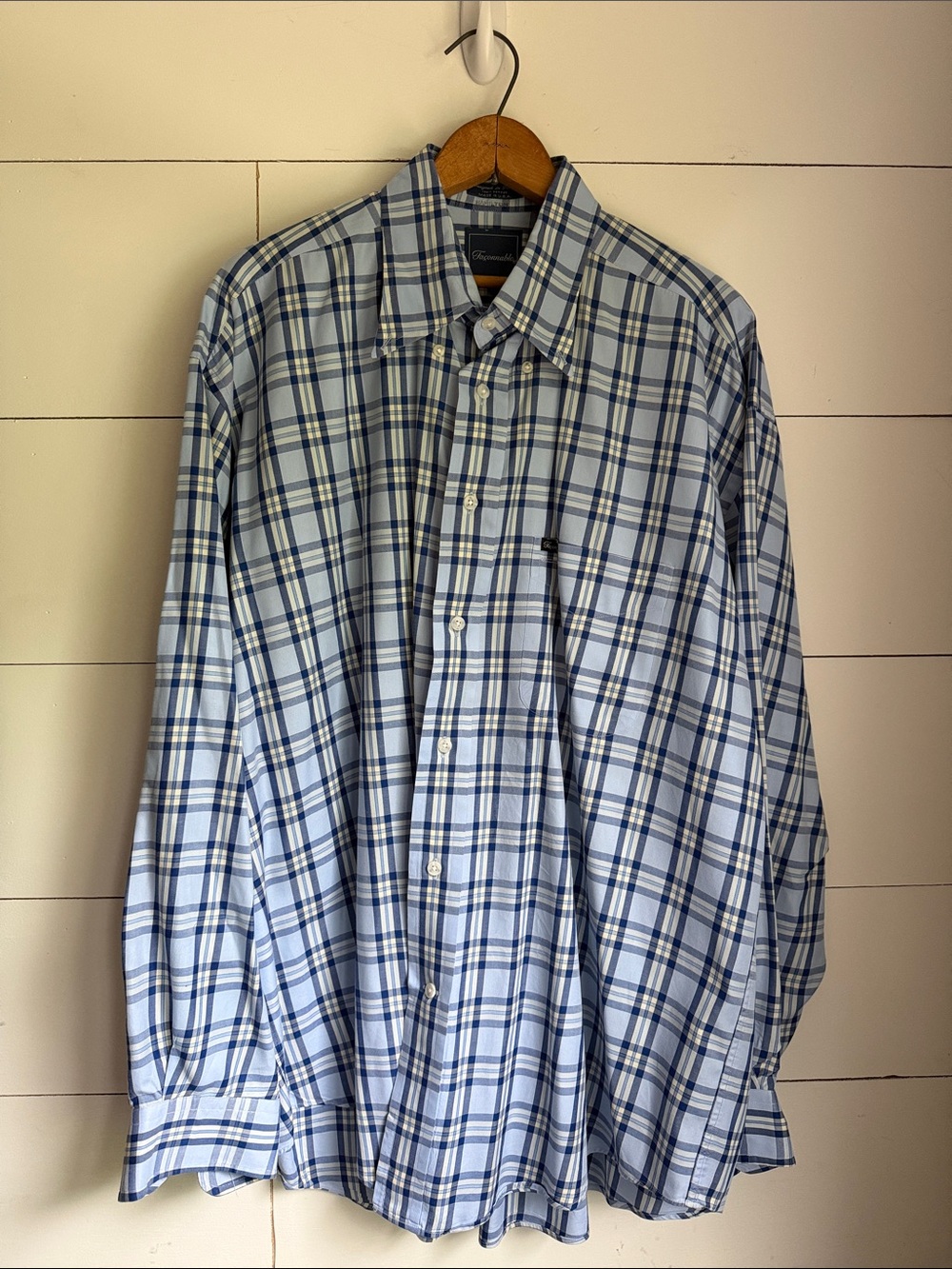 Façonnable Men’s Light Blue and Navy Plaid Dress Shirt Size XL
